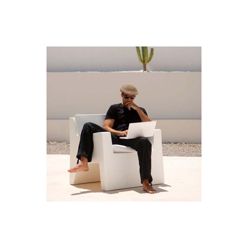 Jut Butaca poltrona bianca di Vondom