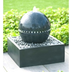 Tripolis-Brunnen-Komplettset mit Ubbink-Pumpe