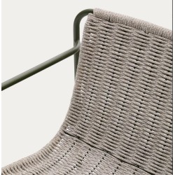 Sedia Arvin Swirl in tessuto ciniglia beige e gambe in legno di rovere VeryForma